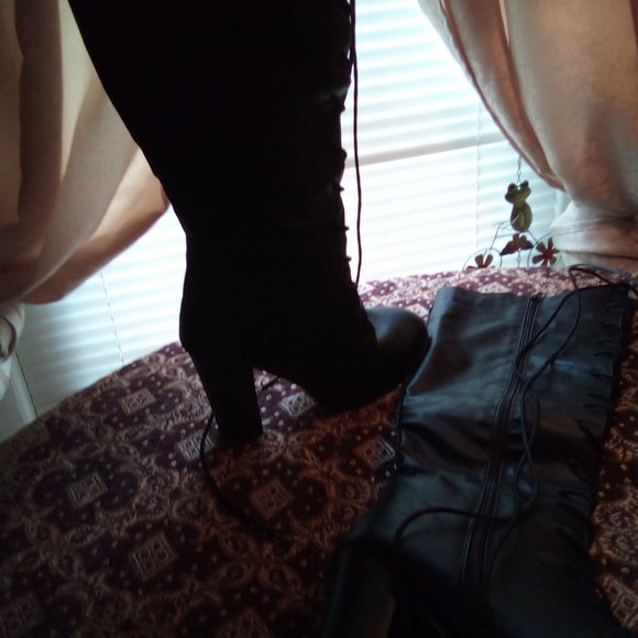 Long Boot - Picture 4 of 10